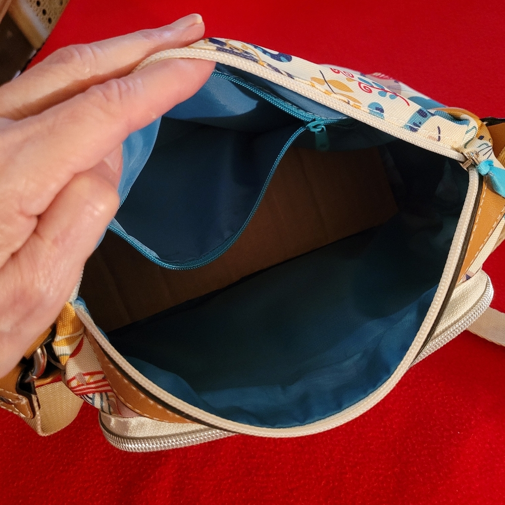 Lilly Bloom - image 3